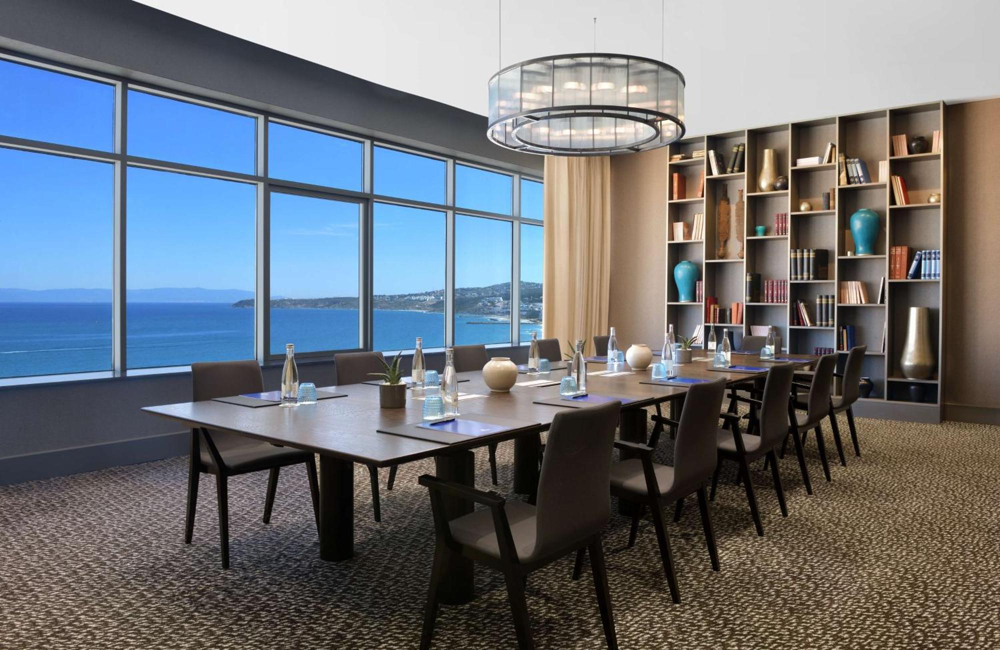 Hilton Tanger City Center Tânger Exterior foto Boardroom