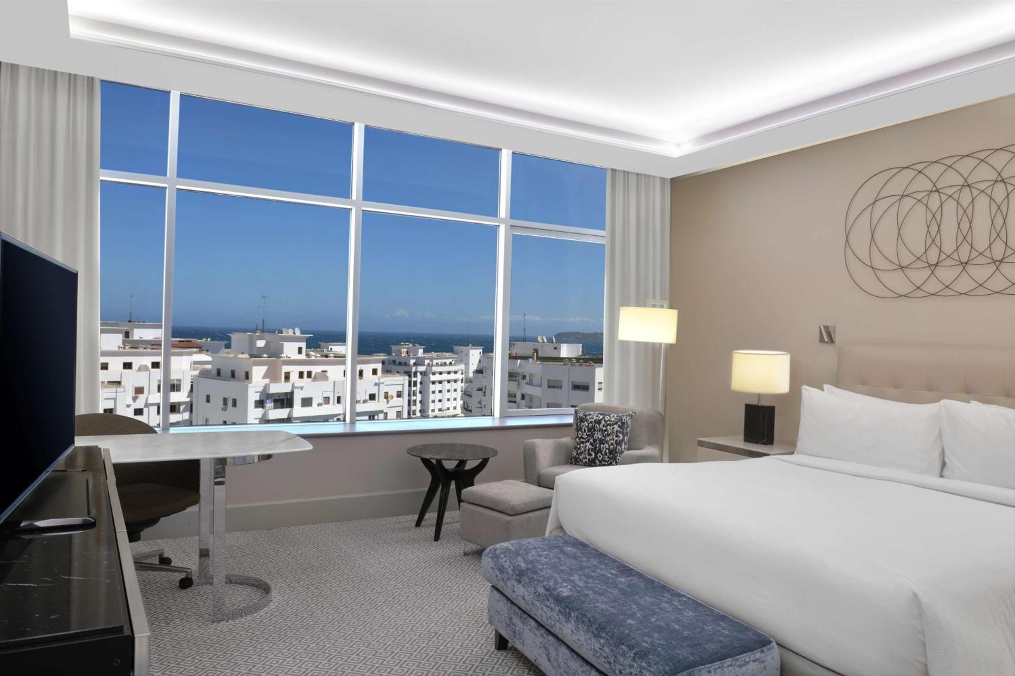 Hilton Tanger City Center Tânger Exterior foto Deluxe room