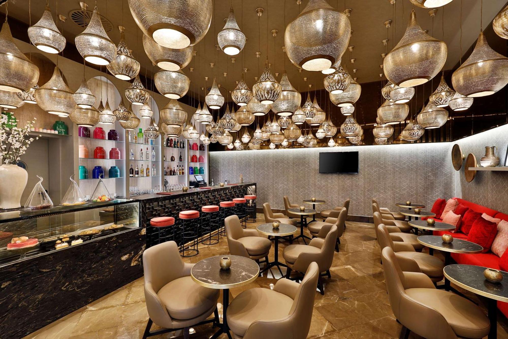 Hilton Tanger City Center Tânger Exterior foto The interior of the lounge